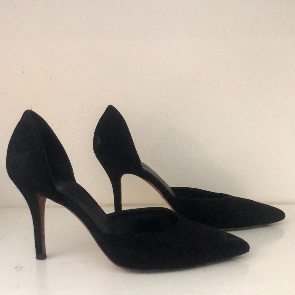 Black suede Vince heels